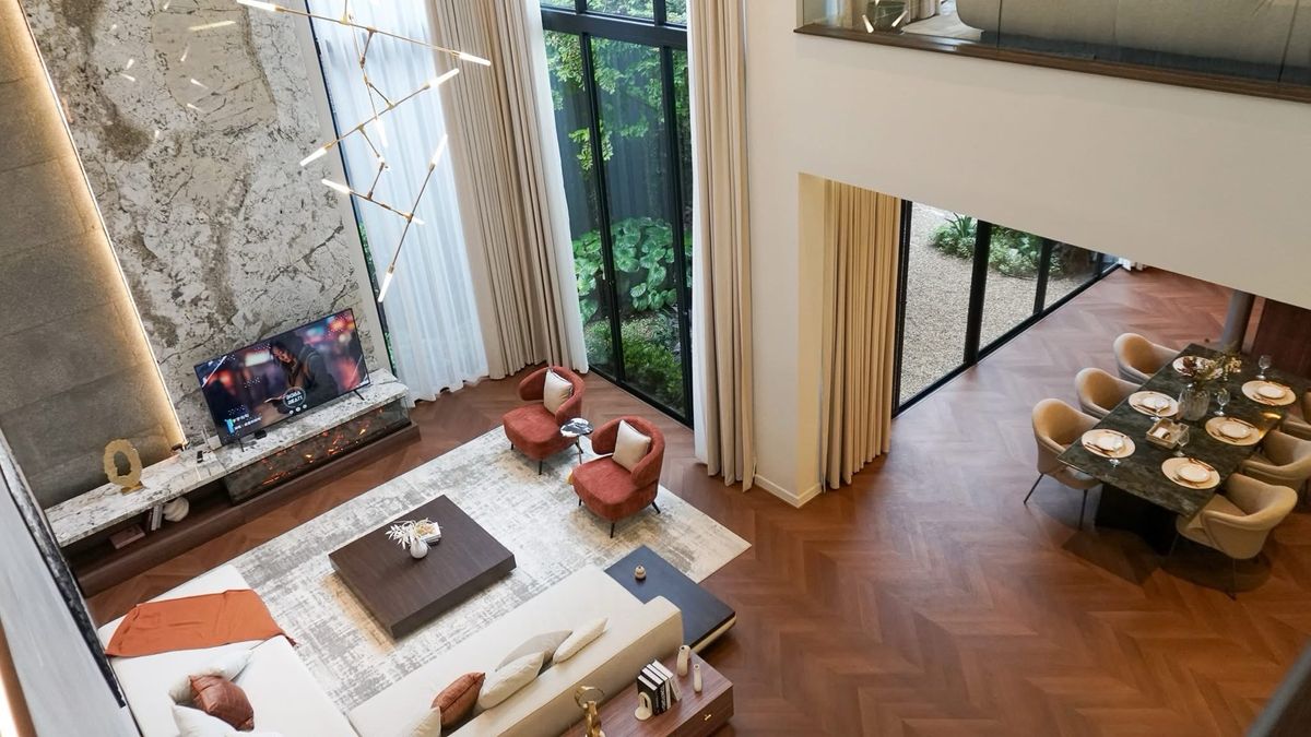 For RentHousePattanakan, Srinakarin : 3-story detached house with private elevator Decorated with superior design, 540 sq m, rent 420,000 baht.