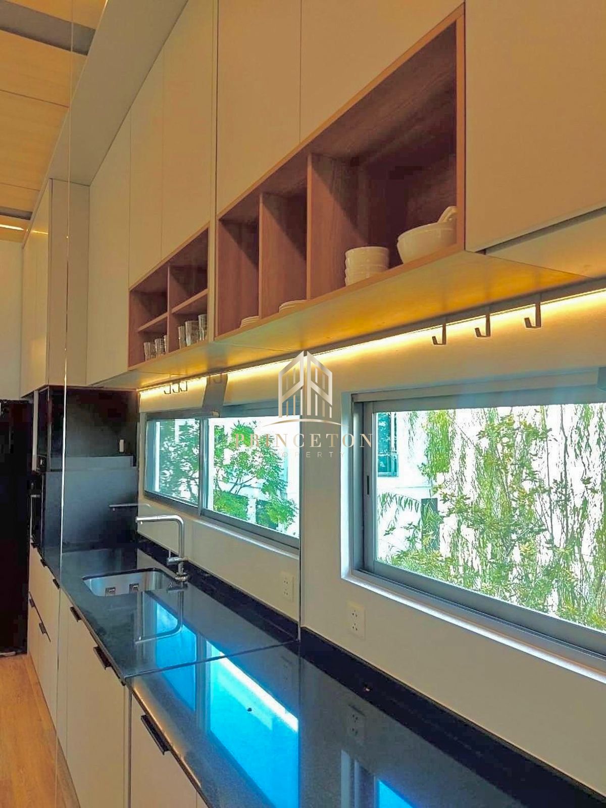 HousePattanakan, Srinakarin : VIVE Rama 9 – Luxurious 3-Story Home in Modern Japanese Design 📞092-4252445