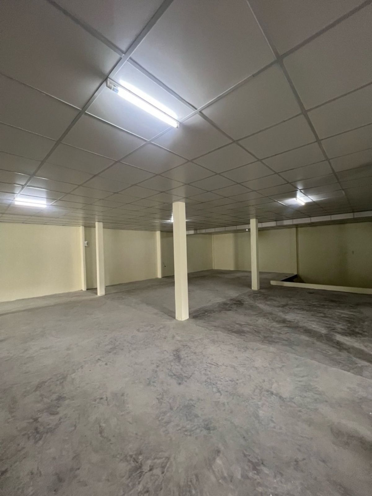 ให้เช่าร้านค้า/ตลาดนัดสะพานควาย จตุจักร : บ้านเช่า ทำธุรกิจ อินทามระ พญาไท สะพานควาย ที่จอดรถ 15 คัน 