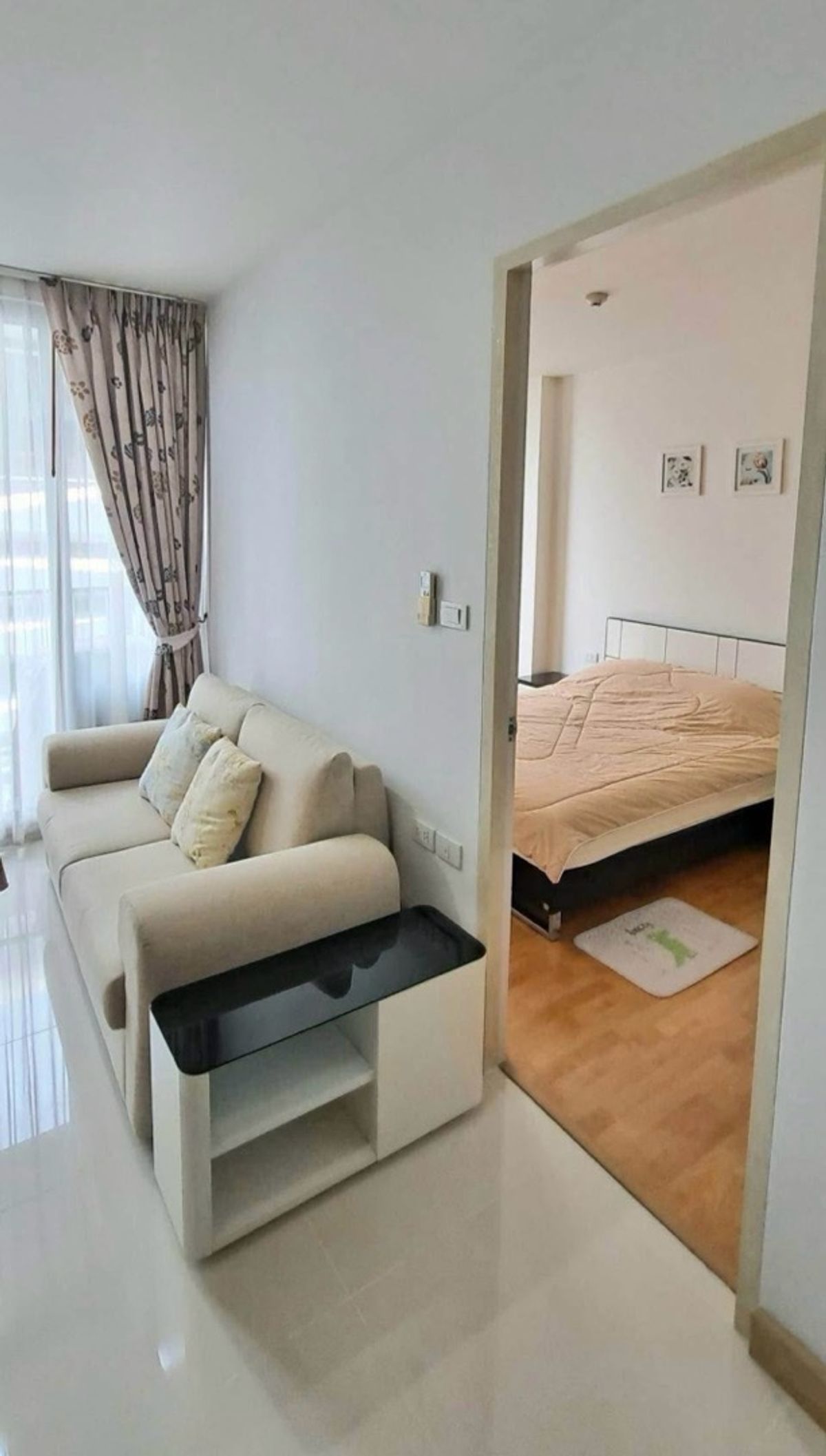For RentCondoOnnut, Udomsuk : This condo is conveniently located near a shopping mall and the BTS station, with a 7-Eleven right under the building.