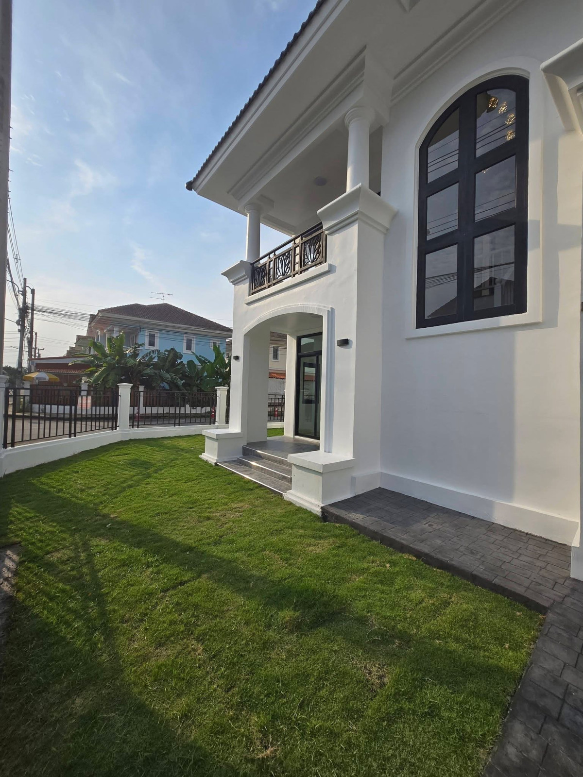 ขายบ้านปทุมธานี รังสิต ธรรมศาสตร์ : ขายบ้าน  บ้านภัสสร 3 รังสิตคลอง 3 หน้ากว้าง รีโนเวทใหม่ คลองสาม คลองหลวง ปทุมธานี   CX-147241