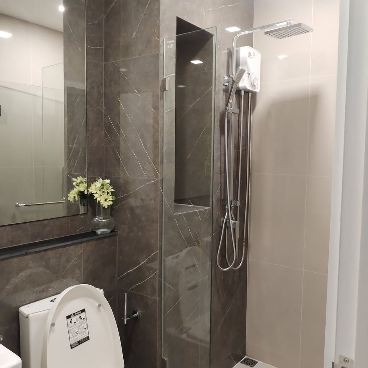 ให้เช่าคอนโดพระราม 9 เพชรบุรีตัดใหม่ RCA : เช่าคอนโด The Tree Pattanakarn - Ekkamai/เดอะ ทรี พัฒนาการ - เอกมัย (G6810009)