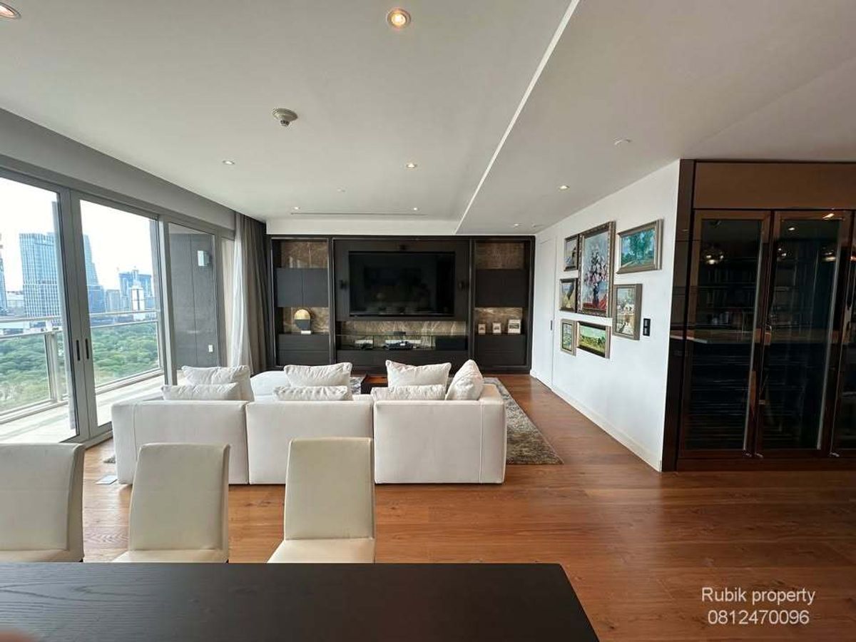 For SaleCondoWitthayu, Chidlom, Langsuan, Ploenchit : 🌟 (RB1321) Selling the most luxurious Penthouse 185 Rajadamri “The ultimate in luxury in the heart of Ratchadamri. With a panoramic view of the RBSC golf course