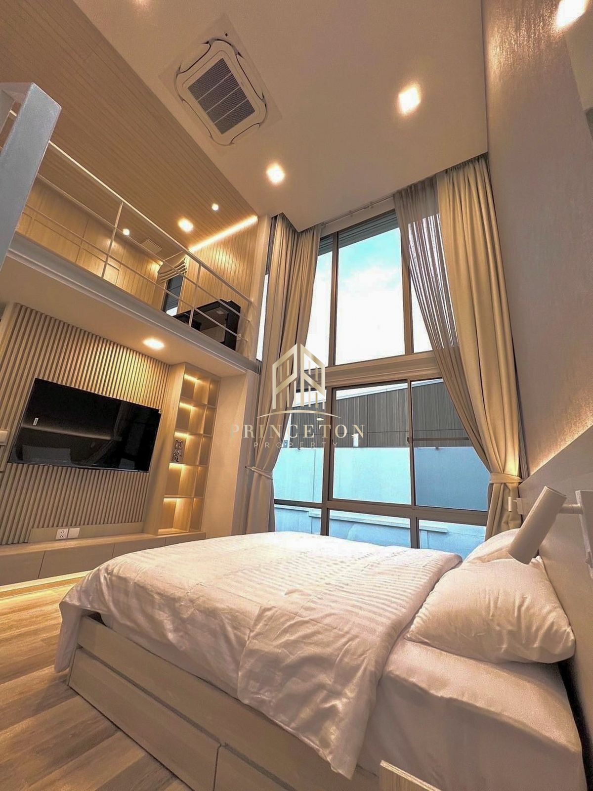 HousePattanakan, Srinakarin : VIVE Rama 9 – Luxurious 3-Story Home in Modern Japanese Design 📞092-4252445