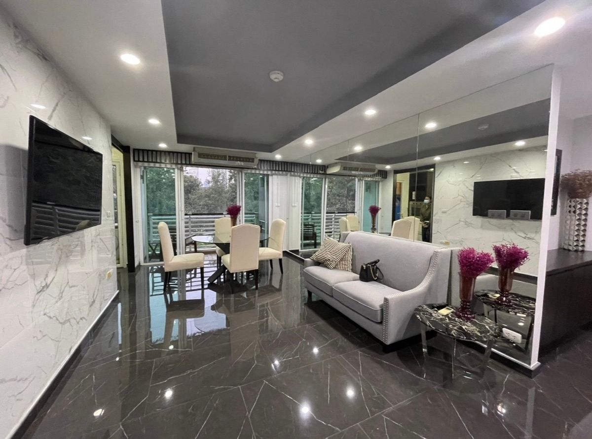 คอนโดสุขุมวิท อโศก ทองหล่อ : Avenue 61 - Available for Sale!!!! best price in the building