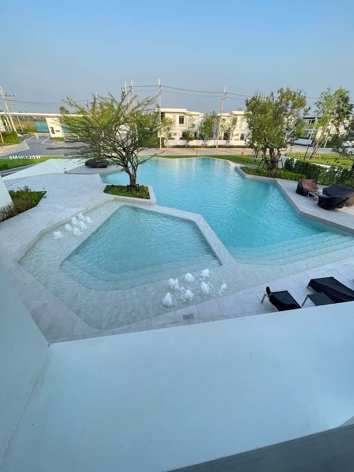 ให้เช่าบ้านลาดกระบัง สุวรรณภูมิ : ให้เช่า บ้านเดี่ยว มัณฑนา มอเตอร์เวย์ – พระราม 9 (Mantana Motorway–Rama 9) ขนาด 120.2 ตารางวา 4 ห้องนอน พร้อมอยู่ แขวงทับยาว เขตลาดกระบัง กรุงเทพมหานคร