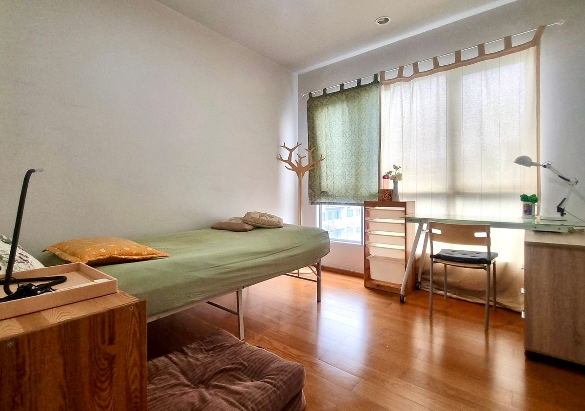 คอนโดวงเวียนใหญ่ เจริญนคร : ให้เช่า Hive Taksin Condominium — 2 ห้องนอน พร้อมเฟอร์ครบ ห้องมุมสวย ใจกลางเมือง ใกล้ BTS วงเวียนใหญ่เพียง 2 นาที 