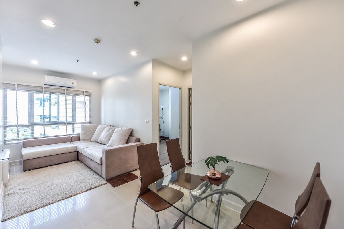 For RentCondoWongwianyai, Charoennakor : Urgent Rent!! Fully Renovated, Spacious Unit at a Great Price – Right Next to BTS Krung Thonburi🏆🏆Q House Condo Sathorn By Jinyanaz🥇🥇