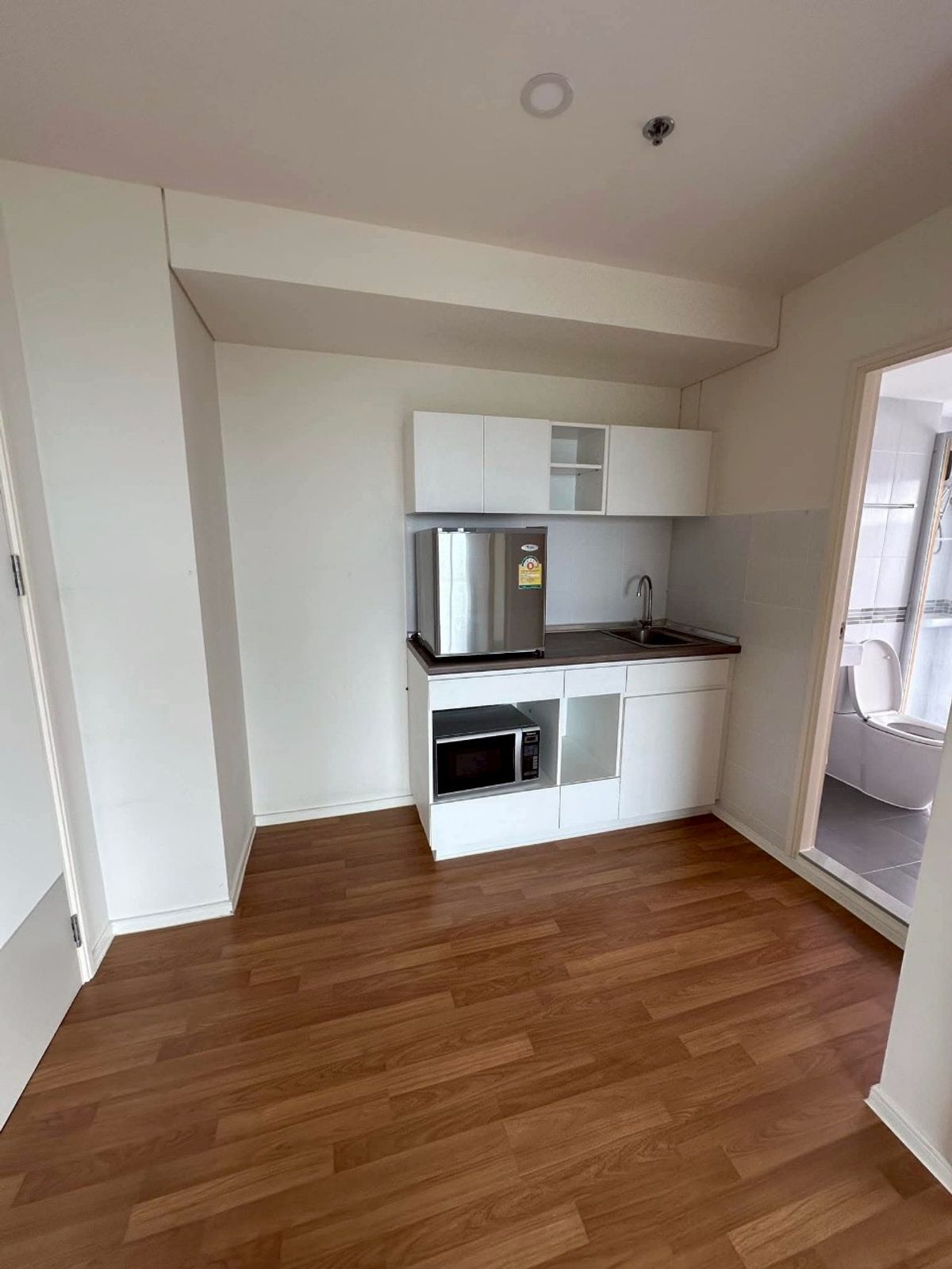 For RentCondoKasetsart, Ratchayothin : ✅ SLKN124 ✅ Line : @p2nproperty