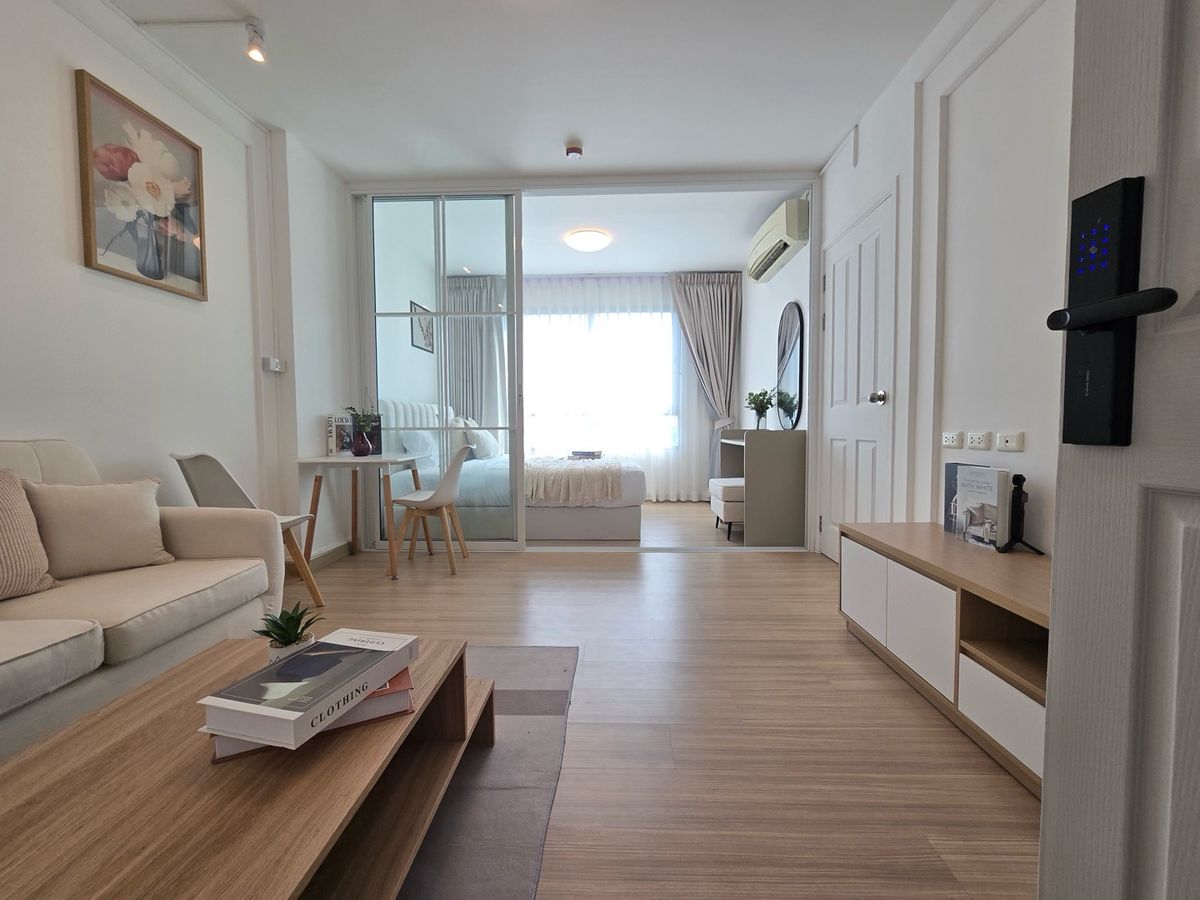 For SaleCondoNawamin, Ramindra : ⚠️ Urgent sale!! Room ready to move in, Plum Nawamin 86 🏡 Fully furnished, ready to move in, installments 6,xxx, no down payment required, close to both Lotus and Phayathai Hospital, can walk to work.