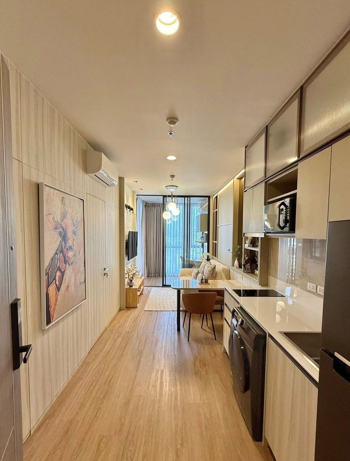 For RentCondoSathorn, Narathiwat : For Rent!! Rare Unit in This Building – Stylish & High-End, Fully Furnished and Move-in Ready🏆🏆The Issara Sathorn By Jinyanaz 🥇🥇