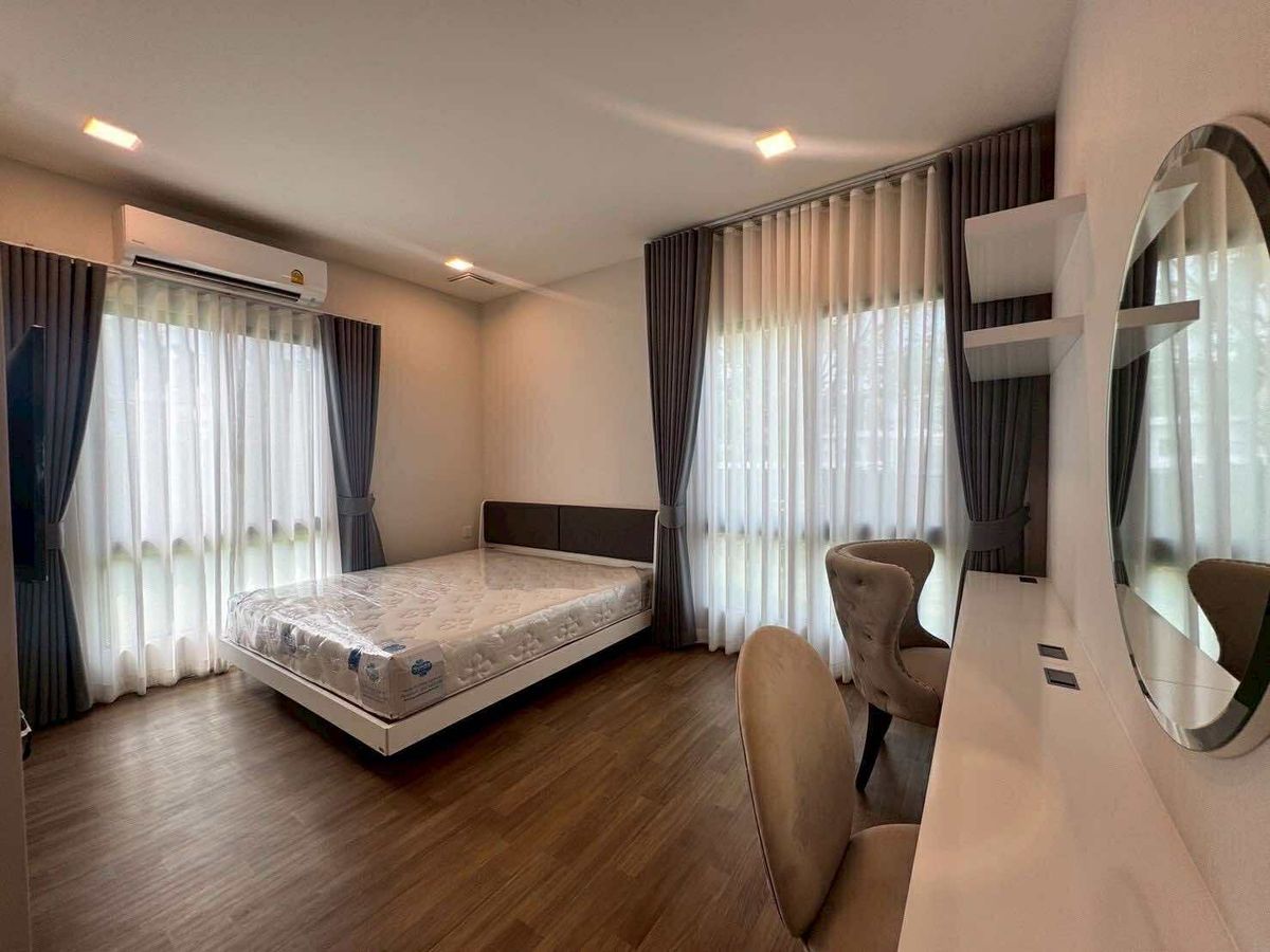 ให้เช่าบ้านลาดกระบัง สุวรรณภูมิ : ให้เช่า บ้านเดี่ยว มัณฑนา มอเตอร์เวย์ – พระราม 9 (Mantana Motorway–Rama 9) ขนาด 120.2 ตารางวา 4 ห้องนอน พร้อมอยู่ แขวงทับยาว เขตลาดกระบัง กรุงเทพมหานคร