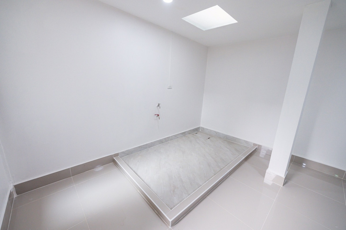 ขายบ้านลาดพร้าว101 แฮปปี้แลนด์ : ขายบ้าน  ชุมชนร่วมใจพัฒนา ลาดพร้าว 101 MRT-ลาดพร้าว 101 (สายสีเหลือง) คลองจั่น เขต บางกะปิ กรุงเทพ CX-133874