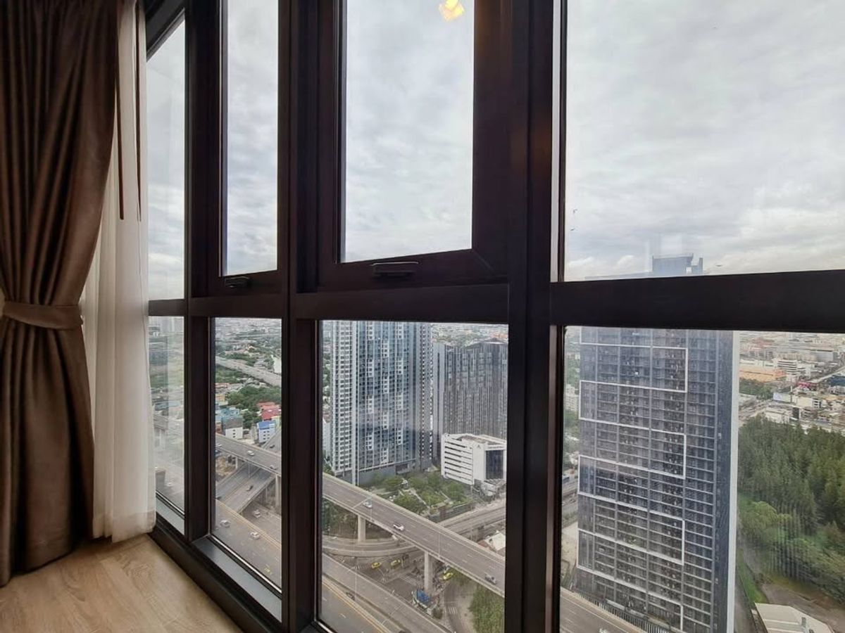 ให้เช่าคอนโดพระราม 9 เพชรบุรีตัดใหม่ RCA : เช่าคอนโด The Base Garden Rama 9/เดอะ เบส การ์เดน พระราม 9 (B6810063)