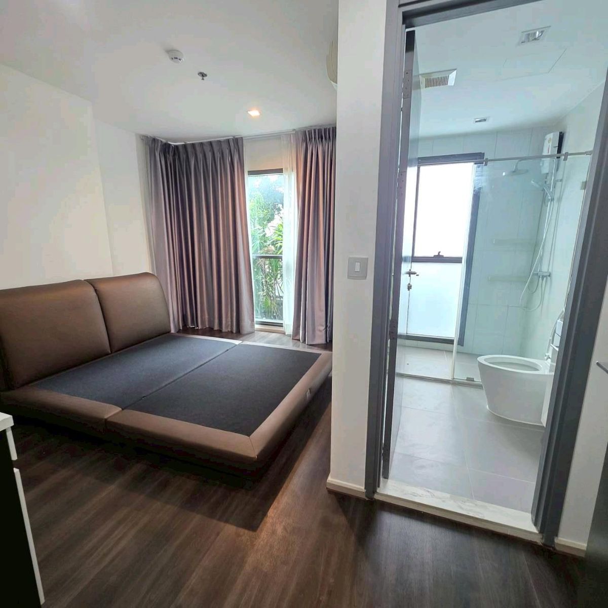 ให้เช่าคอนโดราชเทวี พญาไท : 🔆ให้เช่า🔆 คอนโด ริทึ่ม รางน้ำ 58 ตรม พร้อมเฟอร์ เครื่ิงใช้ไฟฟ้าครบ