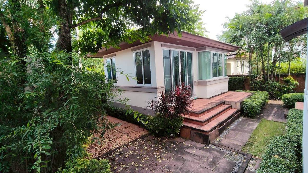 ขายบ้านพุทธมณฑล ศาลายา : ขายบ้านเดี่ยวหลังใหญ่ หัวมุม ทำเลดีที่สุดในโครงการ บุษราคัม เรสซิเด้นท์ ศาลาธรรมสพน์