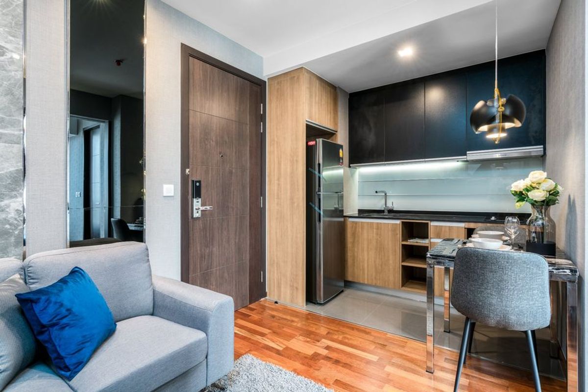 ขายคอนโดราชเทวี พญาไท : Wish Signature Midtown Siam 1【𝐒𝐄𝐋𝐋 & 𝐑𝐄𝐍𝐓】🔥คอนโดลุคแฟชั่น เรียบแต่หรู งานเฟอร์นิเจอร์เลือกมาเป๊ะทุกชิ้น🔥  ติดต่อไลน์ไอดี: @hacondo