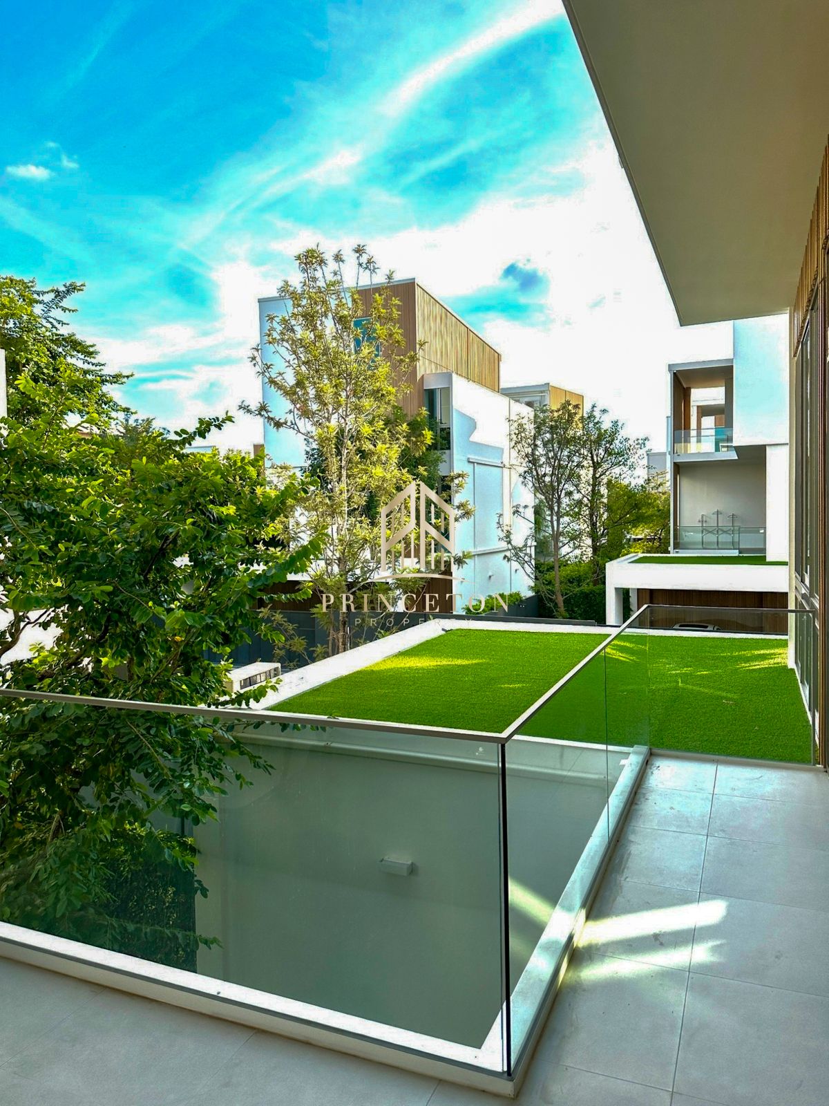 HousePattanakan, Srinakarin : VIVE Rama 9 – Luxurious 3-Story Home in Modern Japanese Design 📞092-4252445