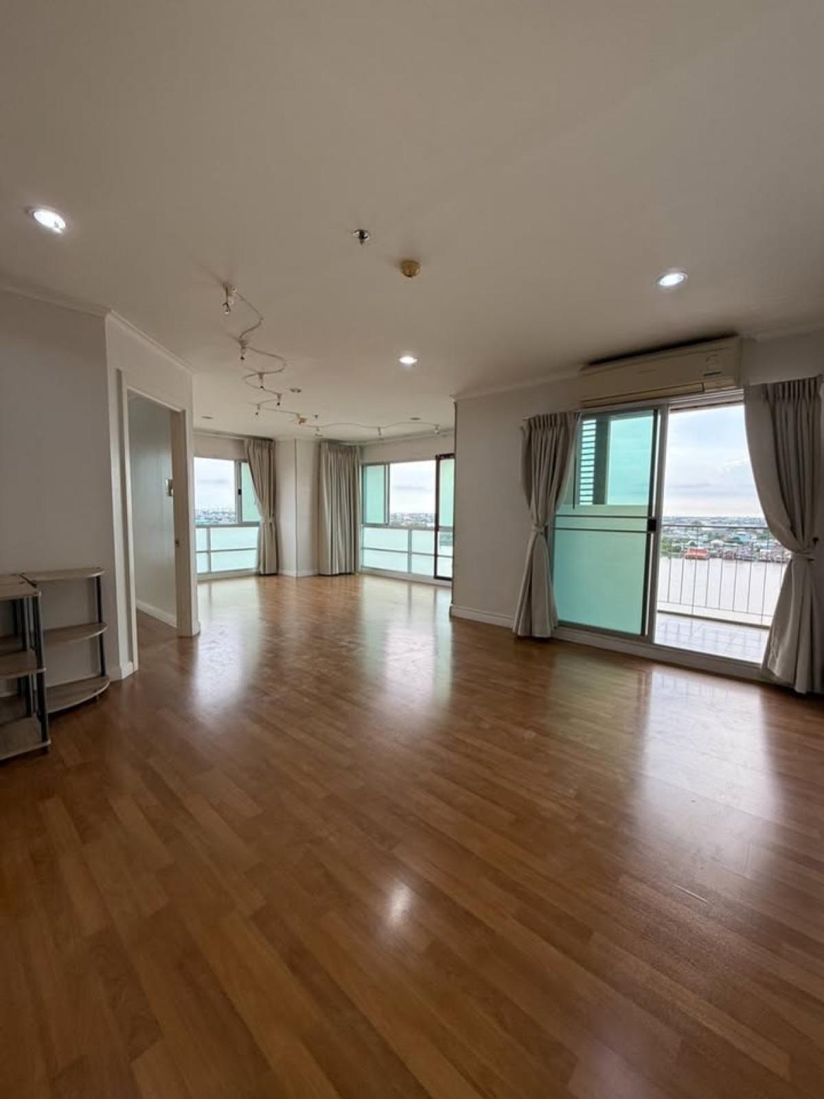 For SaleCondoRama3 (Riverside),Satupadit : For Sale Condo , Lumpini Park Riverside Rama 3 , Bang Phong Phang , Yannawa , Bangkok , CX-133483