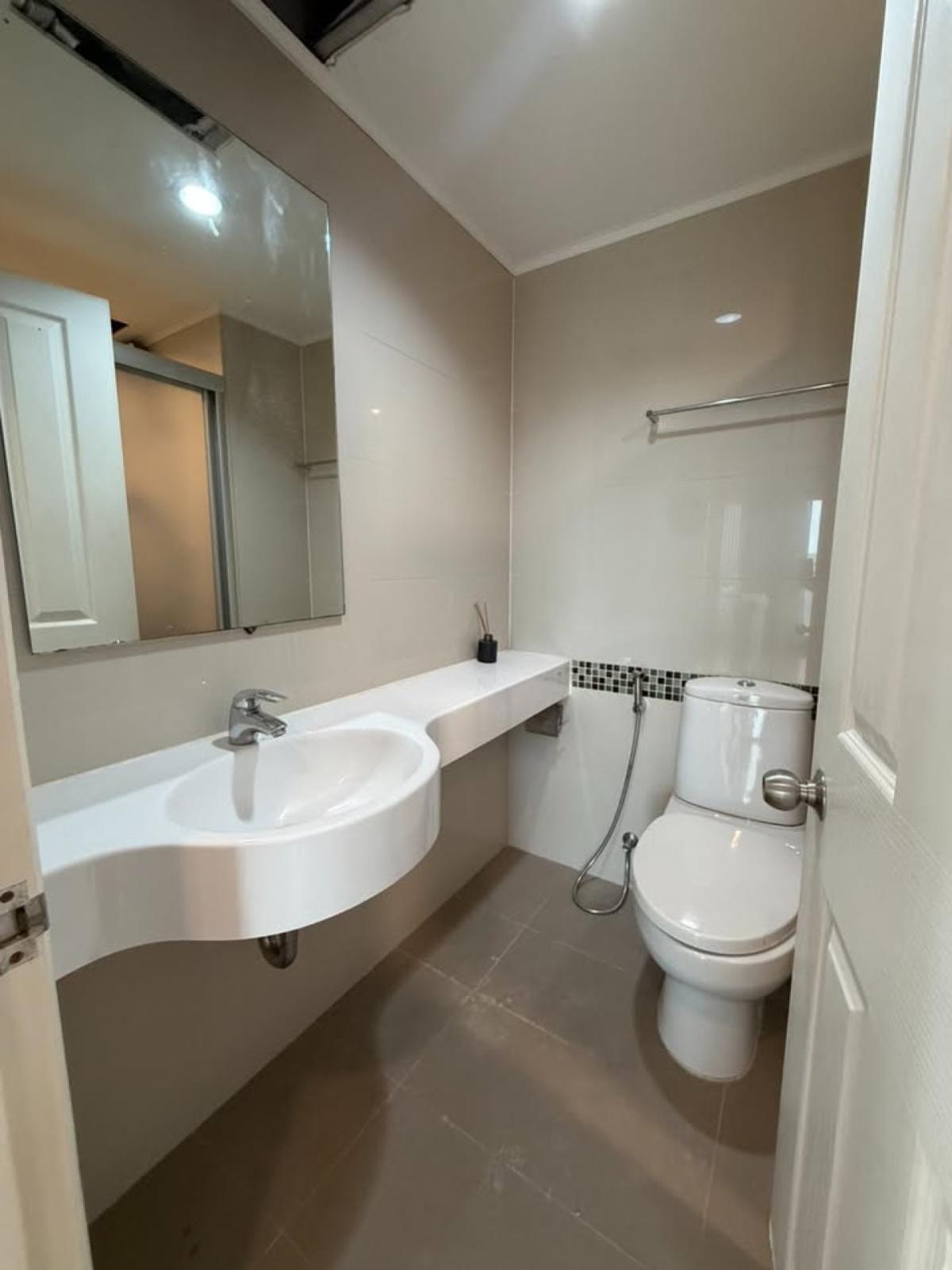 For SaleCondoRama3 (Riverside),Satupadit : For Sale Condo , Lumpini Park Riverside Rama 3 , Bang Phong Phang , Yannawa , Bangkok , CX-133483