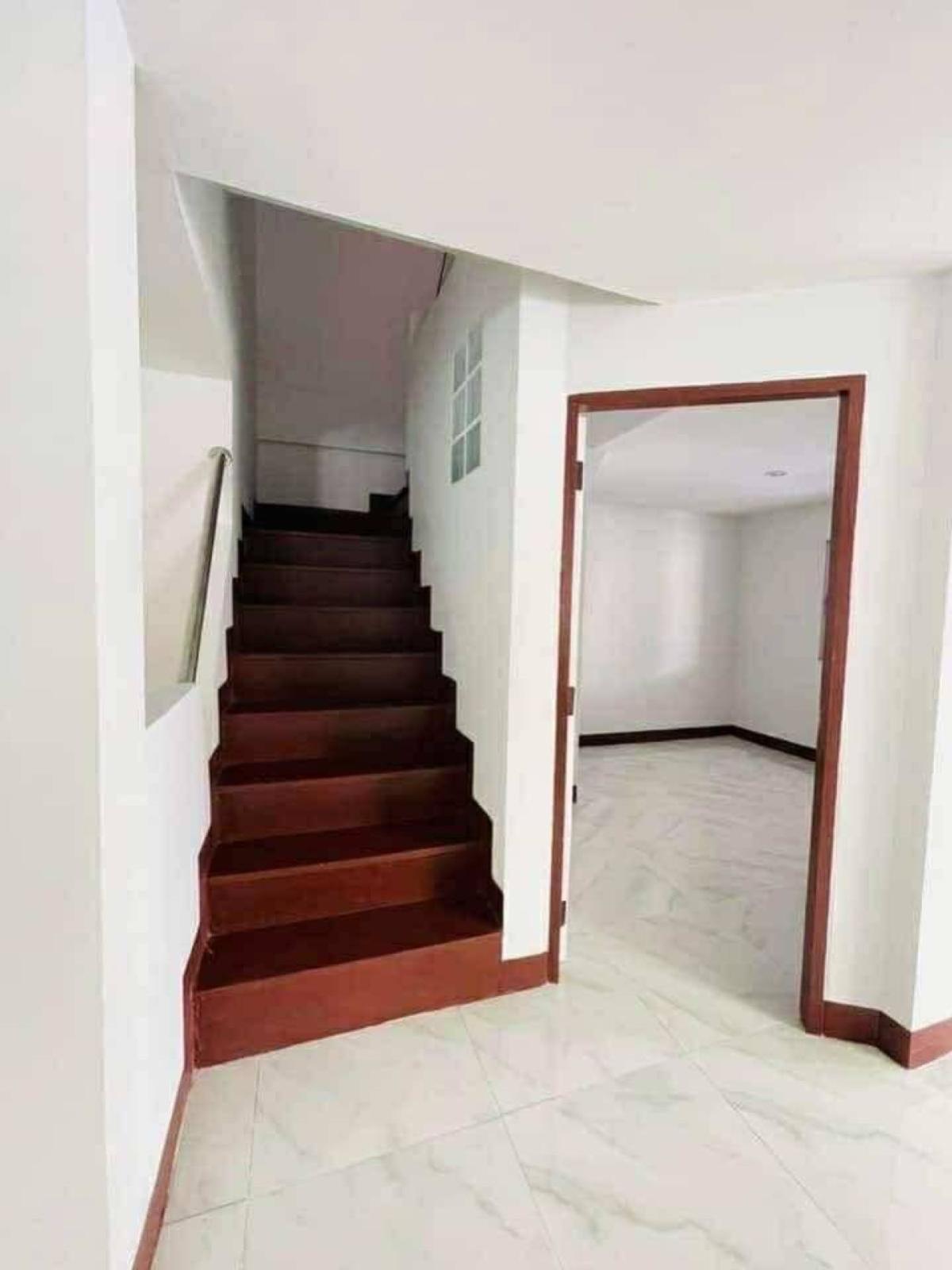 ขายบ้านนนทบุรี บางใหญ่ บางบัวทอง : ขายบ้าน  สิวารัตน์ 9 บางบัวทอง ห้องมุม หน้ากว้าง รีโนเวทใหม่ บางบัวทอง บางบัวทอง นนทบุรี CX-134703