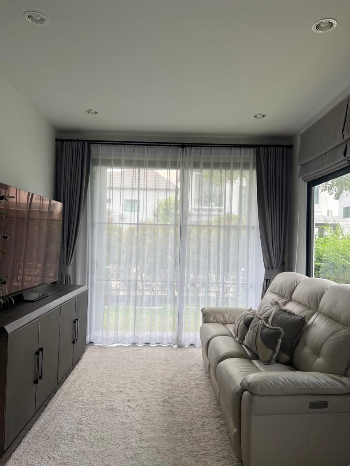 ขายบ้านลาดกระบัง สุวรรณภูมิ : ขายบ้าน  สราญสิริ รามคำแหง หน้ากว้าง MRT-มีนบุร คลองสองต้นนุ่น เขต ลาดกระบัง กรุงเทพ CX-134591