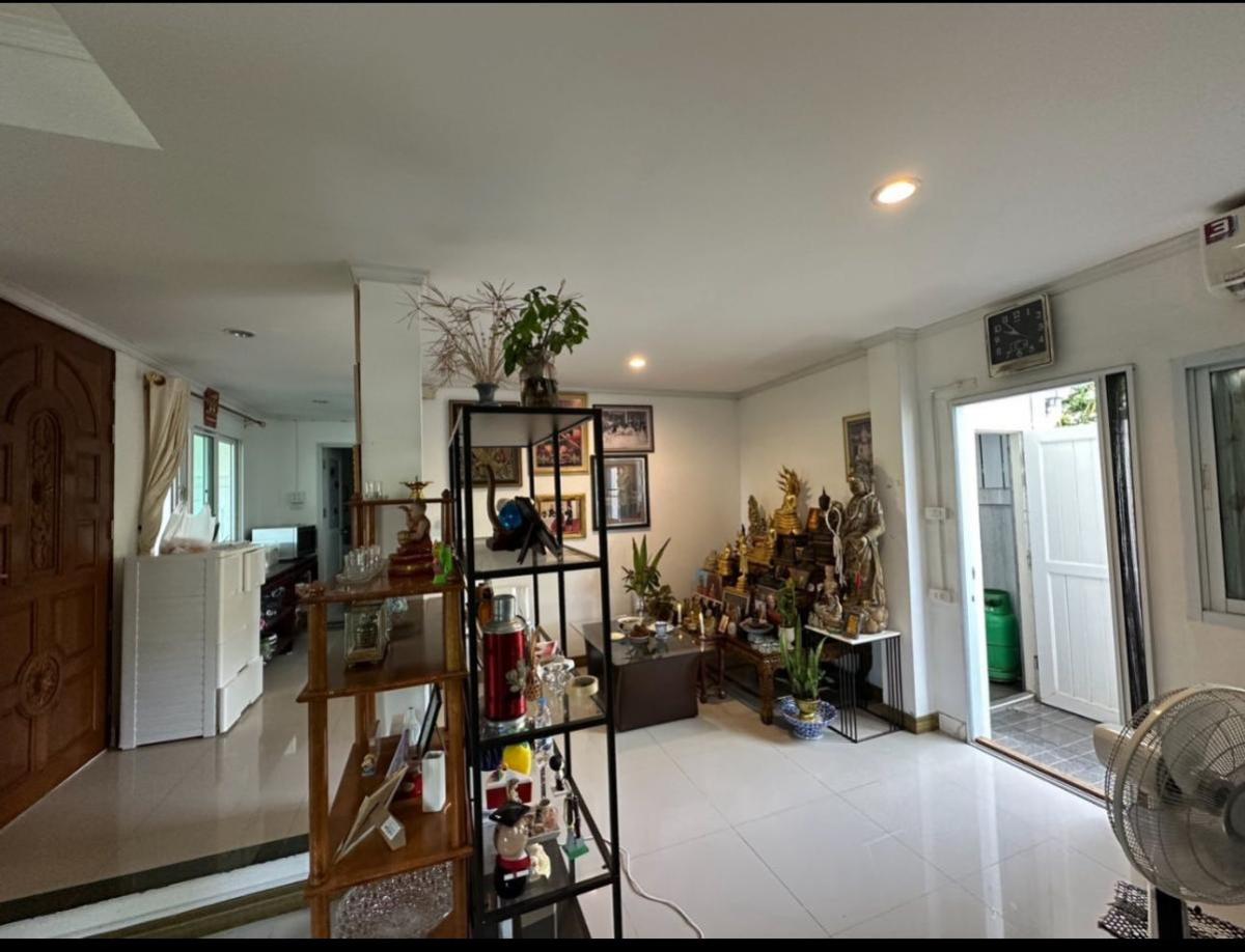 ขายบ้านปทุมธานี รังสิต ธรรมศาสตร์ : ขายหมู่บ้านรัตวรรณ2 วิวสวย ห้องมุม หน้ากว้าง ลาดสวาย ลำลูกกา ปทุมธานี CX-134565