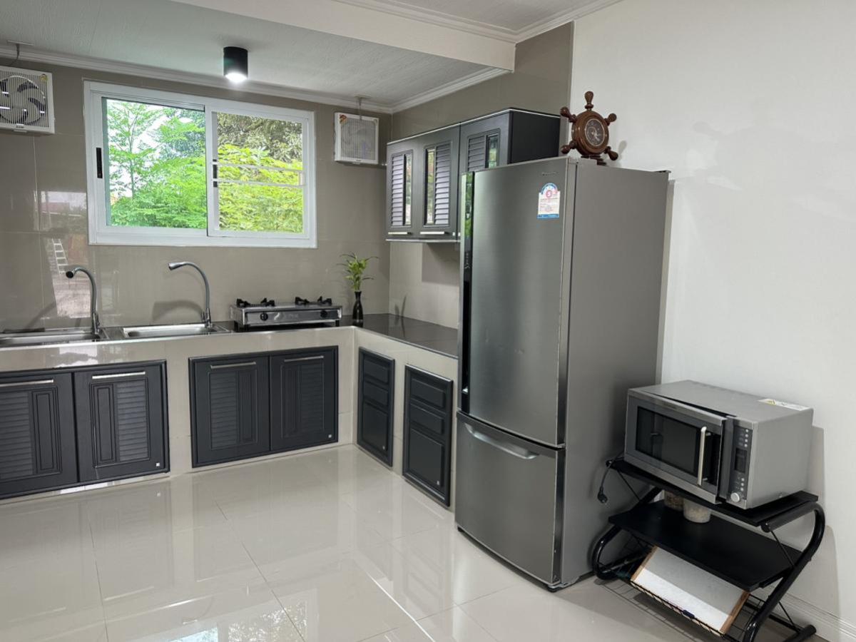 ขายบ้านปทุมธานี รังสิต ธรรมศาสตร์ : ขายหมู่บ้านรัตวรรณ2 วิวสวย ห้องมุม หน้ากว้าง ลาดสวาย ลำลูกกา ปทุมธานี CX-134565