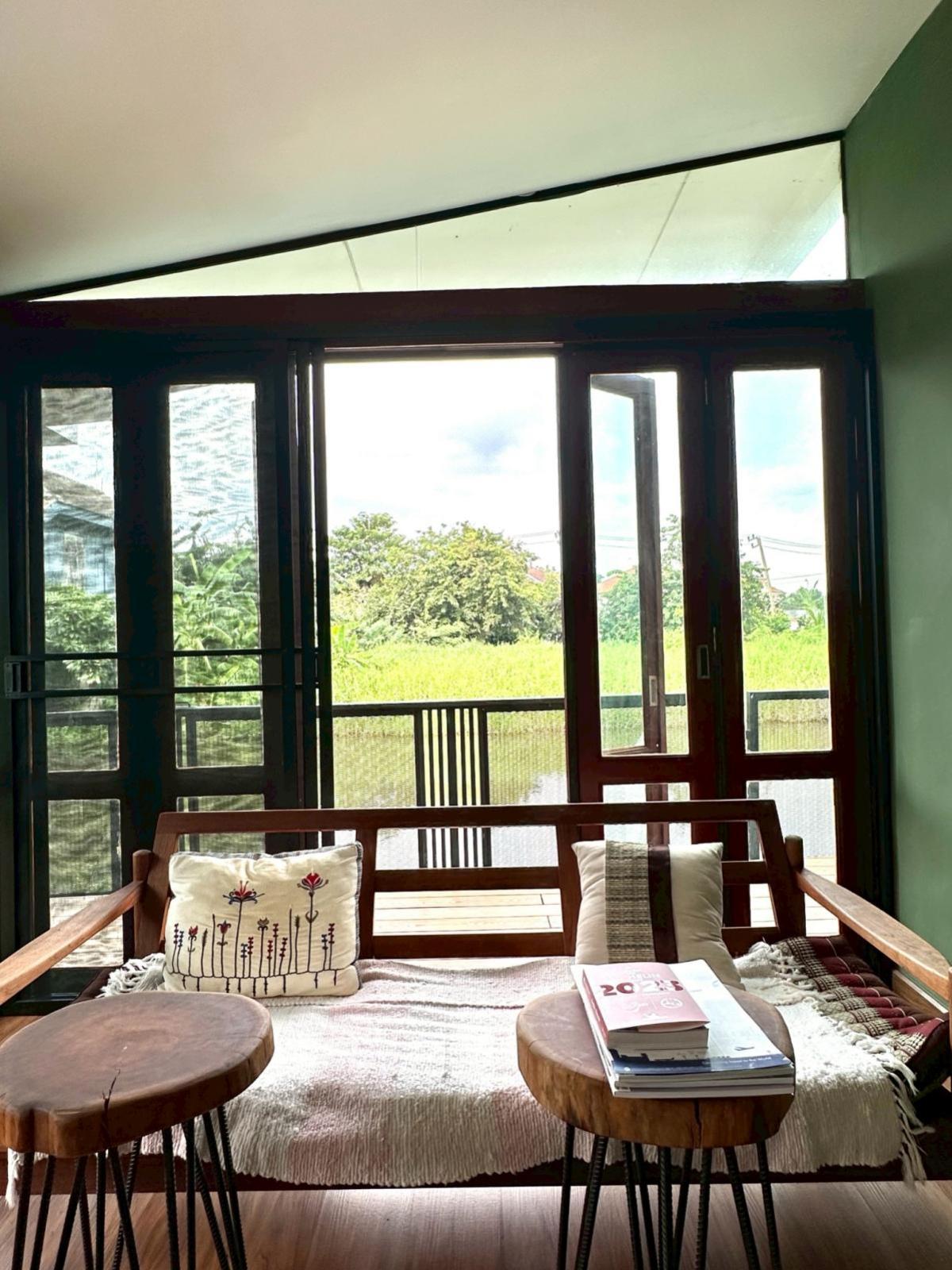 ขายบ้านมีนบุรี-ร่มเกล้า : ขายบ้าน  กฤษดานคร 25 ห้องมุม ทรายกองดินใต้ เขต คลองสามวา กรุงเทพ CX-133318