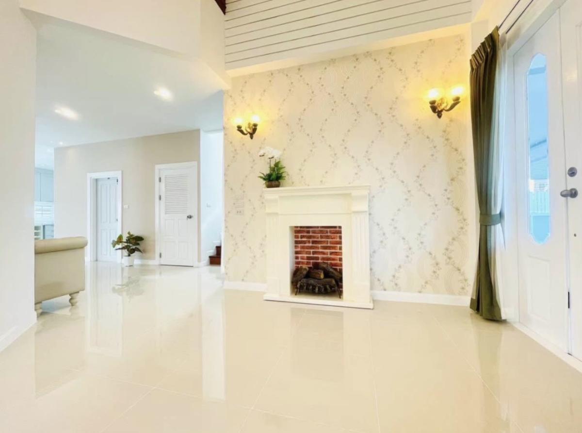 ขายบ้านพุทธมณฑล ศาลายา : ขายบ้าน  บริติช พาร์ค ทวีวัฒนา หน้ากว้าง รีโนเวทใหม่ ทวีวัฒนา เขต ทวีวัฒนา กรุงเทพ CX-134286