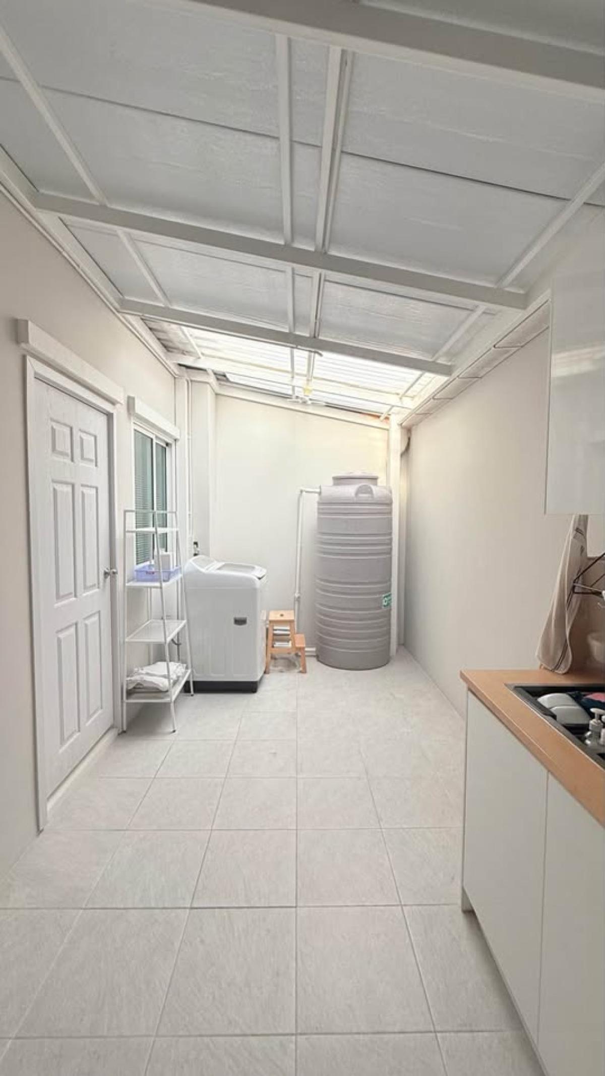 ขายทาวน์โฮมมหาชัย สมุทรสาคร : ขายทาวน์เฮ้าส์/ทาวน์โฮม  เดอะมิราเคิล กาญจนาภิเษก - เอกชัย หน้ากว้าง บางน้ำจืด เมืองสมุทรสาคร สมุทรสาคร CX-134379