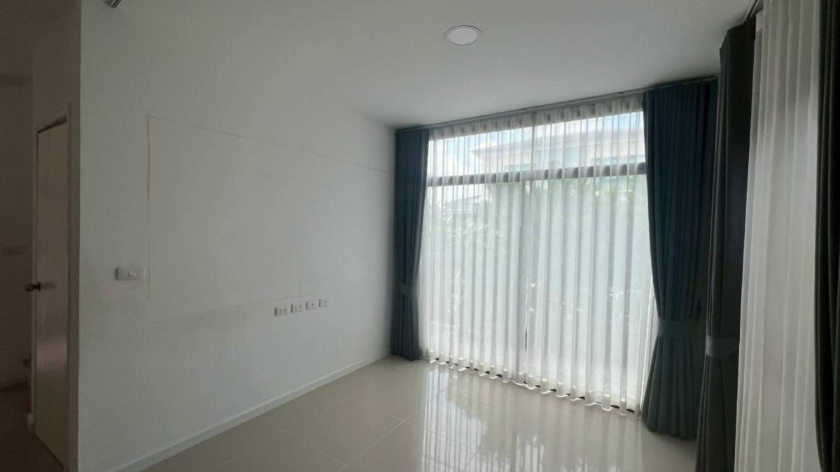 ขายบ้านนวมินทร์ รามอินทรา : ขายบ้าน  คาซ่า วิลล์ วงแหวน-รามอินทรา ออเงิน เขต สายไหม กรุงเทพ CX-134390