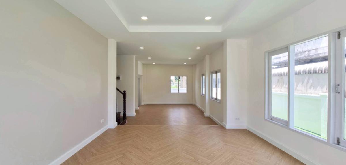 ขายบ้านปทุมธานี รังสิต ธรรมศาสตร์ : ขายบ้าน  มณีรินทร์ เอ็กซ์คลูซีฟ พาร์ค รังสิต หน้ากว้าง รีโนเวทใหม่ บ้านกลาง เมืองปทุมธานี ปทุมธานี CX-134209