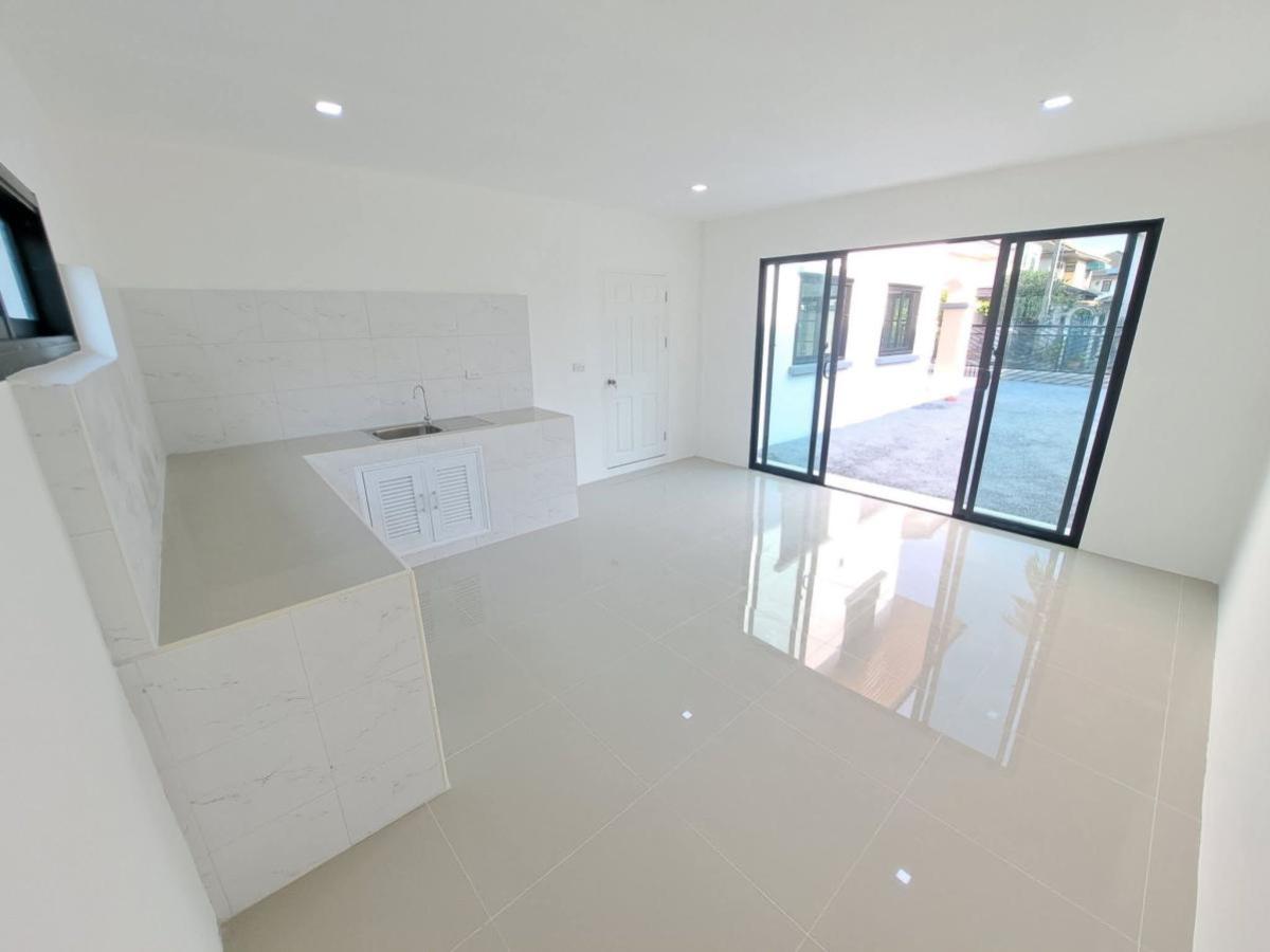 ขายบ้านพุทธมณฑล ศาลายา : ขายบ้าน  พัชรวิลล์ 2 หน้ากว้าง รีโนเวทใหม่ กระทุ่มล้ม สามพราน นครปฐม CX-133796