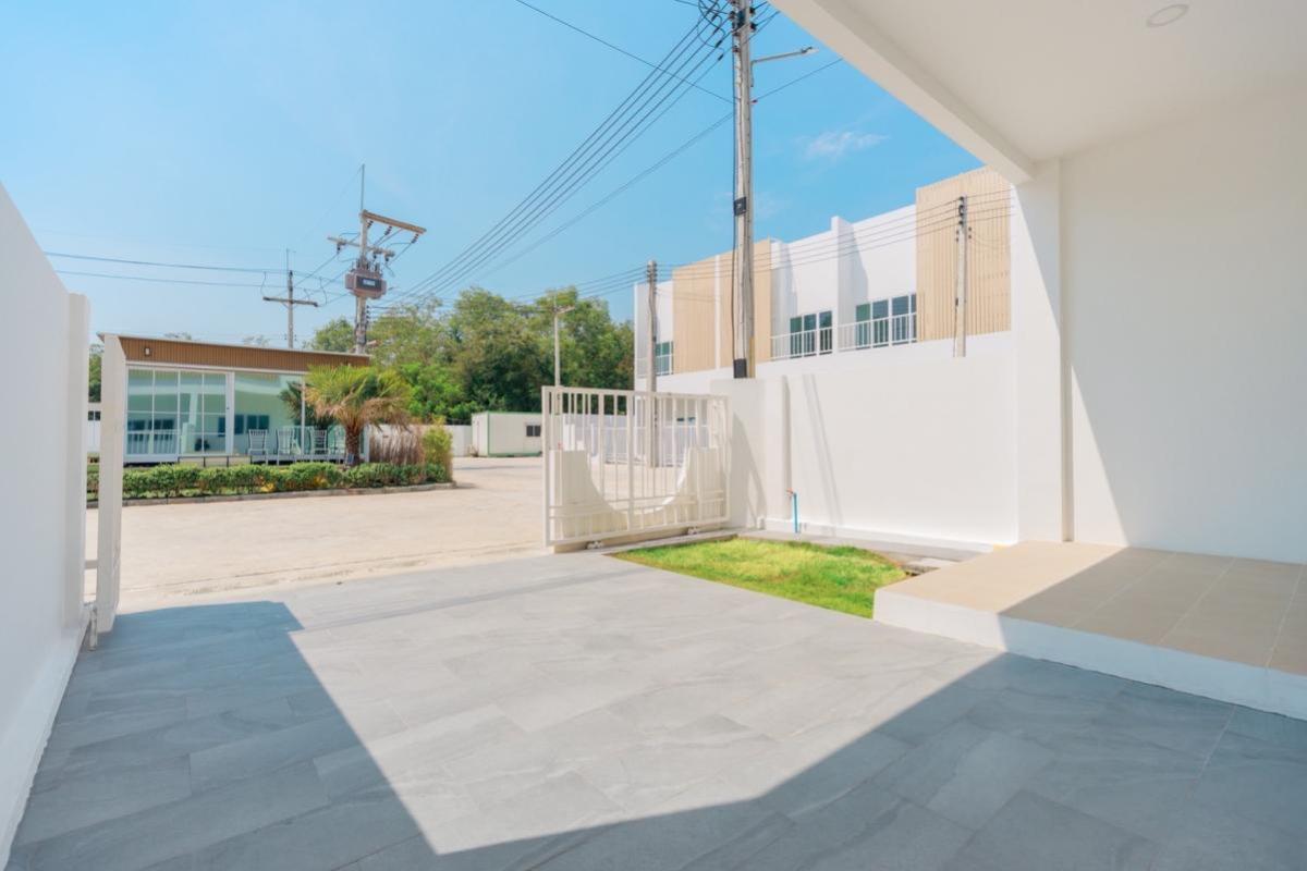 ขายทาวน์โฮมพุทธมณฑล ศาลายา : ขายทาวน์เฮ้าส์/ทาวน์โฮม  อา - เล็ก โฮม หนองปากโลง เมืองนครปฐม นครปฐม CX-133892