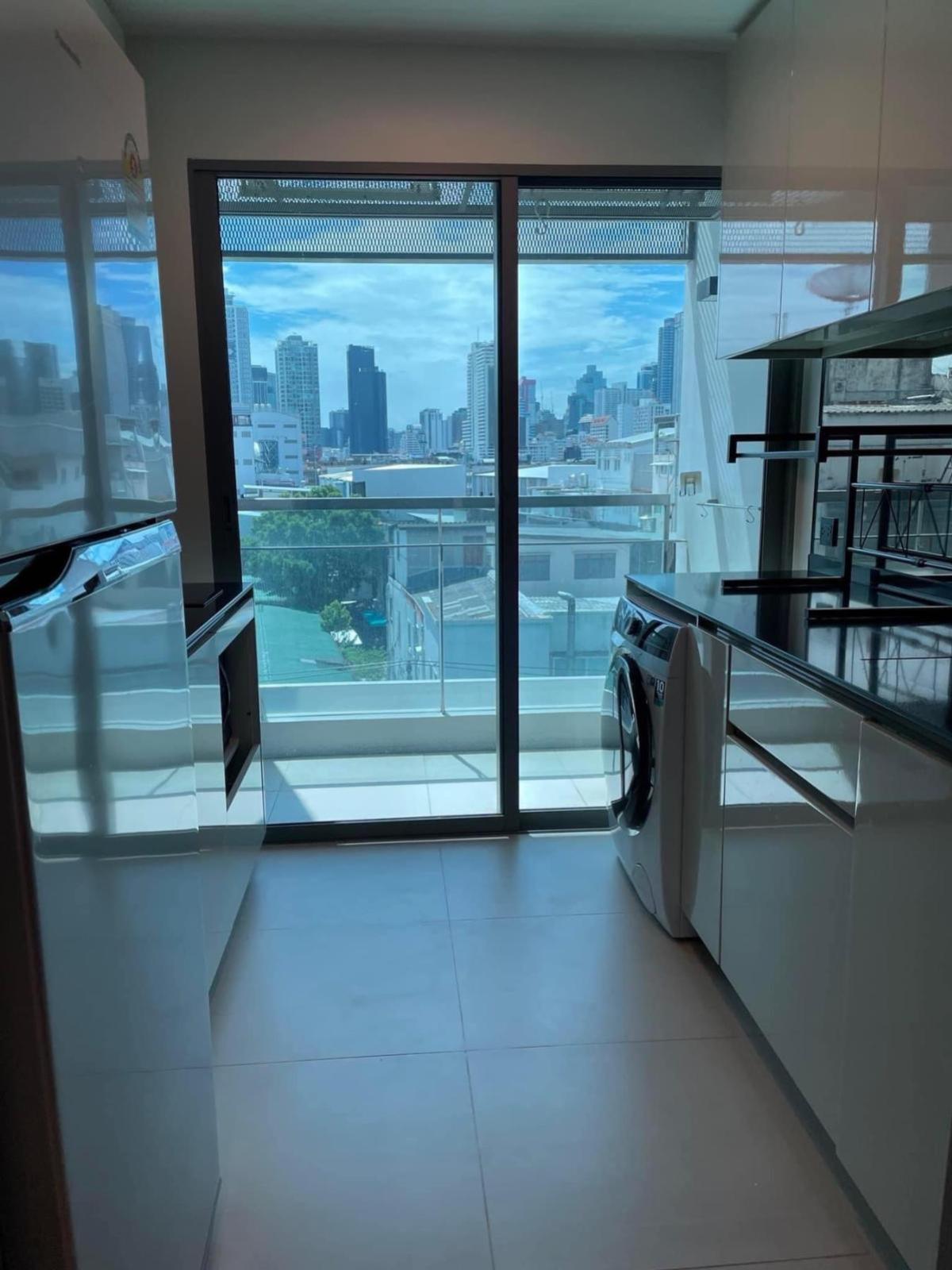 For SaleCondoSathorn, Narathiwat : For Sale Condo , The Room Charoenkrung 30 , BTS-Saphan Taksin , Bang Rak , Bang Rak , Bangkok , CX-133774