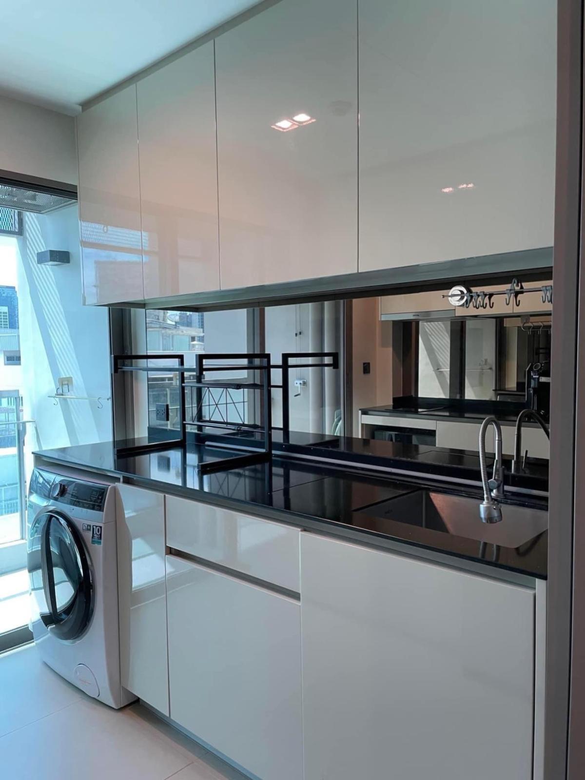 For SaleCondoSathorn, Narathiwat : For Sale Condo , The Room Charoenkrung 30 , BTS-Saphan Taksin , Bang Rak , Bang Rak , Bangkok , CX-133774