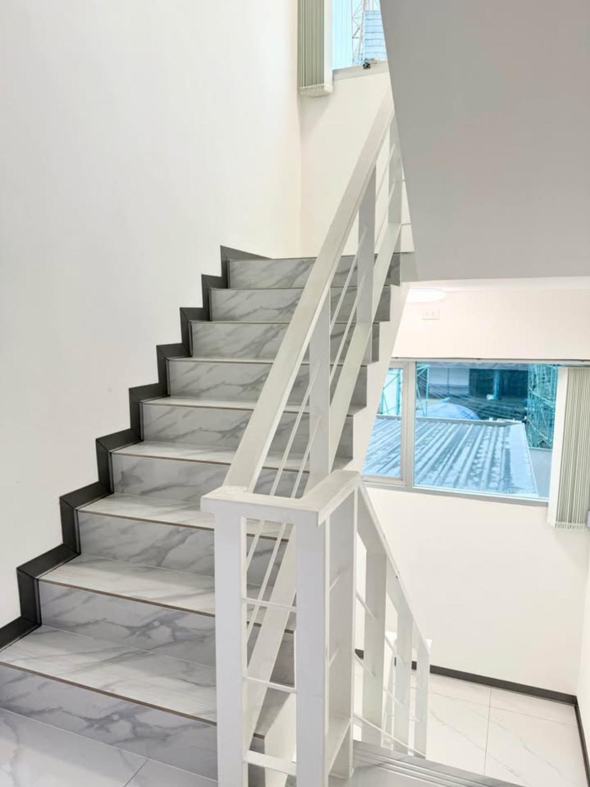 ขายทาวน์โฮมรัชดา ห้วยขวาง : ขายทาวน์เฮ้าส์/ทาวน์โฮม  บี สแควร์ พระราม 9-เหม่งจ๋าย รีโนเวทใหม่ วังทองหลาง เขต วังทองหลาง กรุงเทพ CX-133730