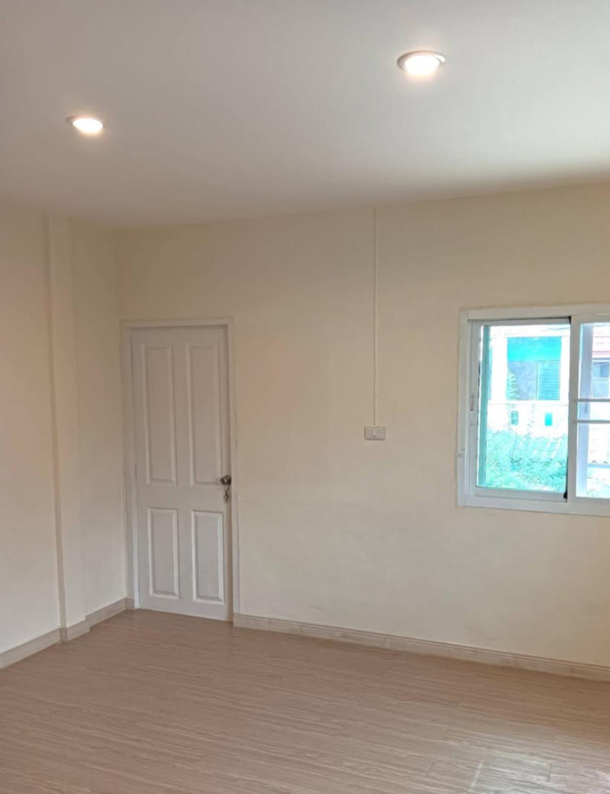 For SaleTownhomePathum Thani,Rangsit, Thammasat : For Sale Townhouse/Townhome  , Baan Saengtawan , Bueng Nam Rak , Thanyaburi , Pathum Thani , CX-134394