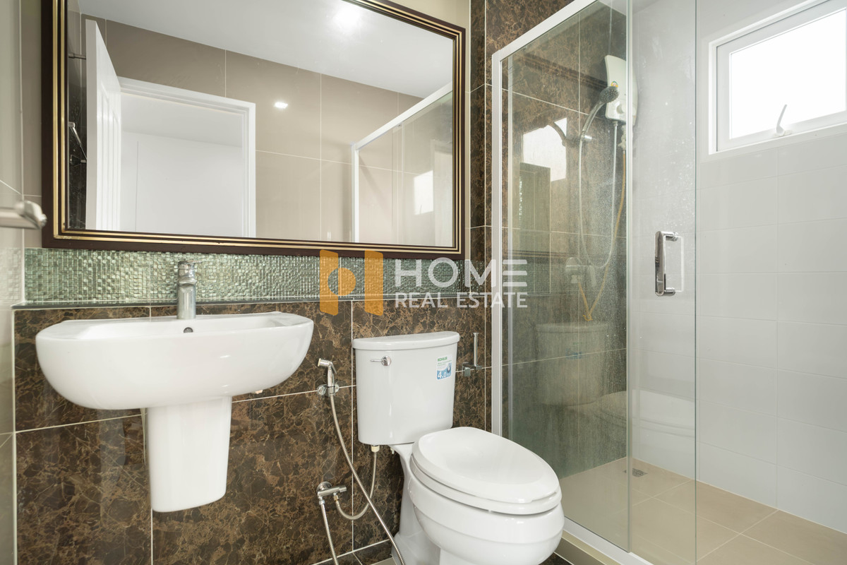 ขายบ้านท่าพระ ตลาดพลู วุฒากาศ : 🚨 โอกาสสุดท้าย! หลังมุมแปลงสวย ไม่เคยเข้าอยู่ สภาพดีมาก รีบก่อนหลุดมือ🔥 โกลเด้น นีโอ สาทร / 4 ห้องนอน (ขาย), Golden Neo Sathorn / 4 Bedrooms (FOR SALE) BALL012