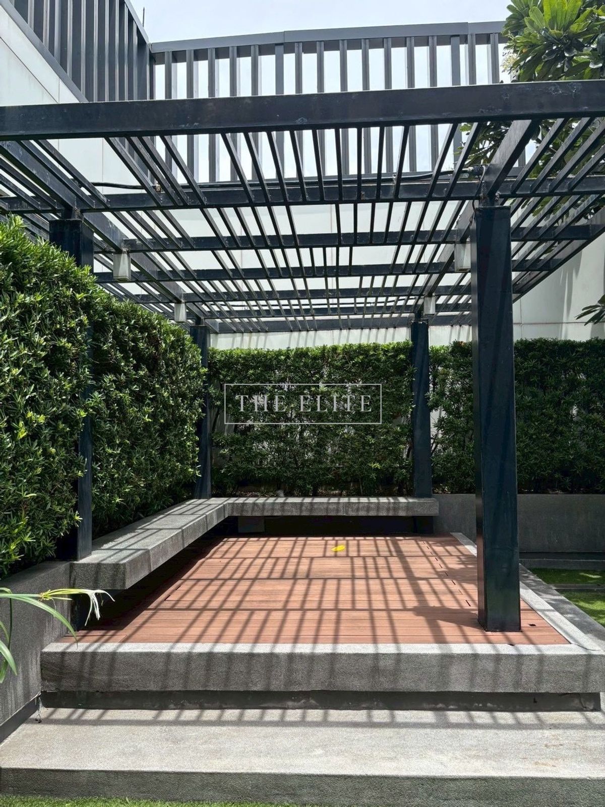 ขายคอนโดวงเวียนใหญ่ เจริญนคร : ✨ คอนโดพรีเมียมติดรถไฟฟ้า ราคาดีสุดในตลาดตอนนี้ The Room BTS Wongwianyai 💯