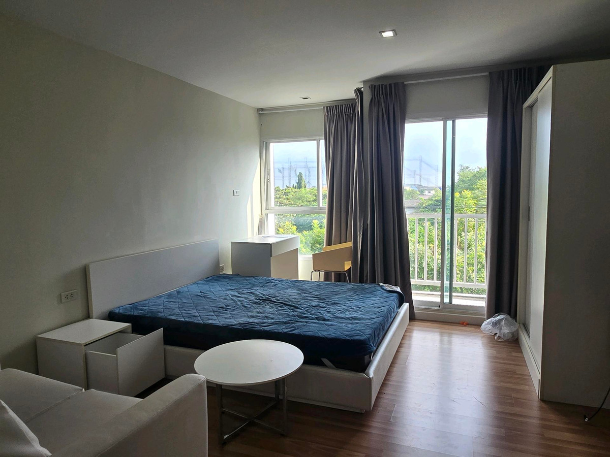 For RentCondoYothinpattana,CDC : For rent 🚅We condo Ekkamai-Ramintra, large room, garden view, good price | Line id: @promptcondo