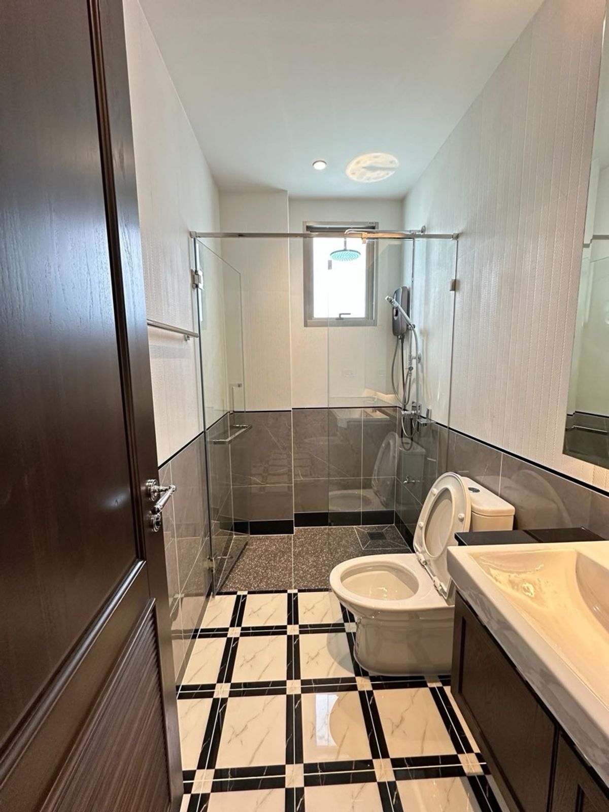 HouseLadkrabang, Suwannaphum Airport : 📢👇 Luxury  house fully furnished, beautifully decorated, near Suvarnabhumi Airport