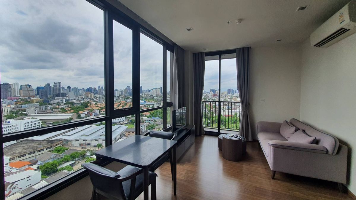ให้เช่าคอนโดอ่อนนุช อุดมสุข : (for rent) THE LINE Sukhumvit 71 ใกล้รถไฟฟ้า BTS พระโขนง
