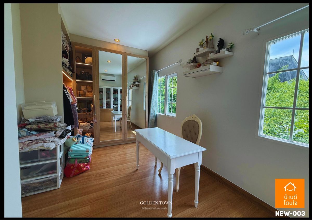 For SaleTownhomeNonthaburi, Bang Yai, Bangbuathong : Golden Town Rattanathibet-Westgate Townhome (17.6 sq wah) 3 bedrooms, 2 bathrooms, corner unit, extended kitchen, fully furnished