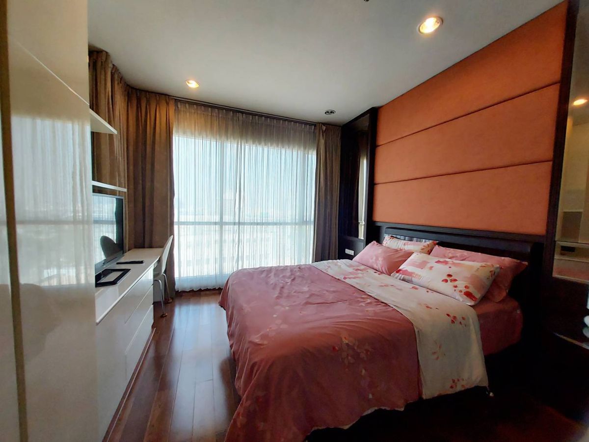 ให้เช่าคอนโดวิทยุ ชิดลม หลังสวน : (ต่อรองได้) The Address Chidlom 1Bedroom 56 sq.m. Fully Furnished  