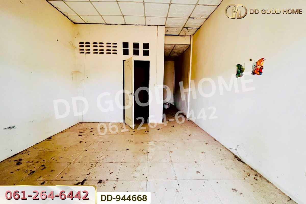 For RentShop HouseUdon Thani : DD-944668 Single-story commercial building in Non Sa-at, Udon Thani, near the Non Sa-at District Office (for rent)