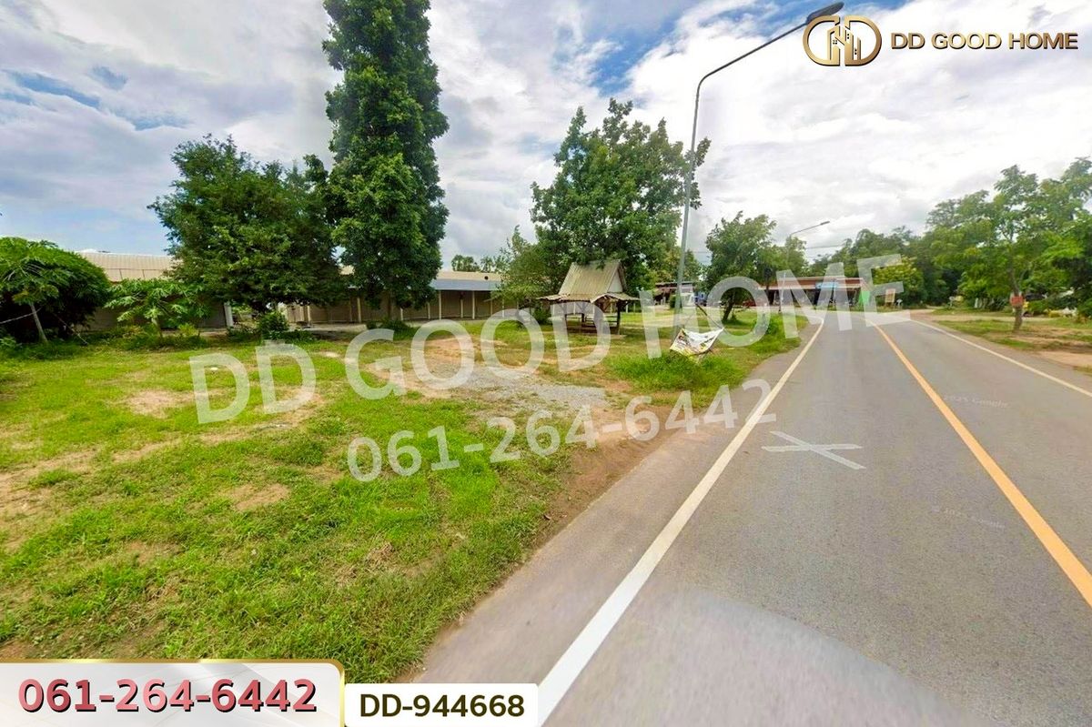 For RentShop HouseUdon Thani : DD-944668 Single-story commercial building in Non Sa-at, Udon Thani, near the Non Sa-at District Office (for rent)