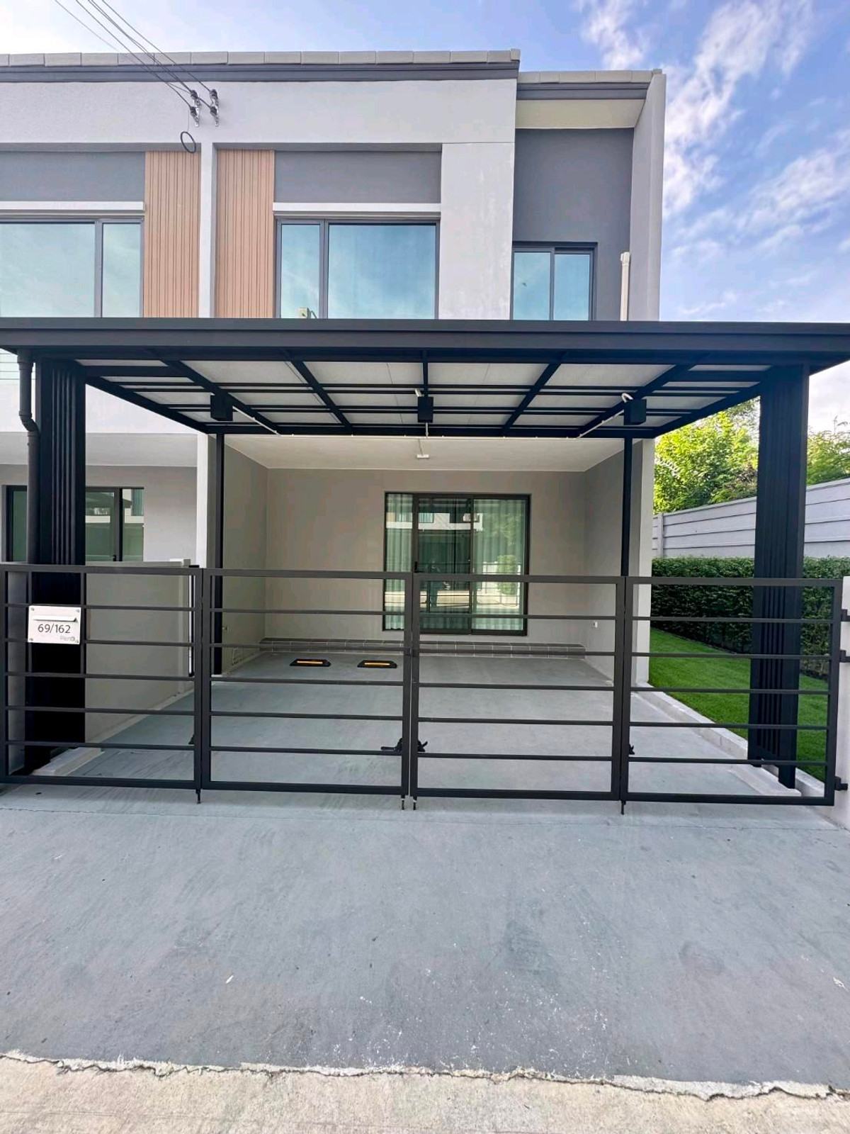 ให้เช่าทาวน์โฮมบางนา แบริ่ง ลาซาล : FOR RENT🌳🌳PLENO Sukhumvit-Bangna 2🌳🌳