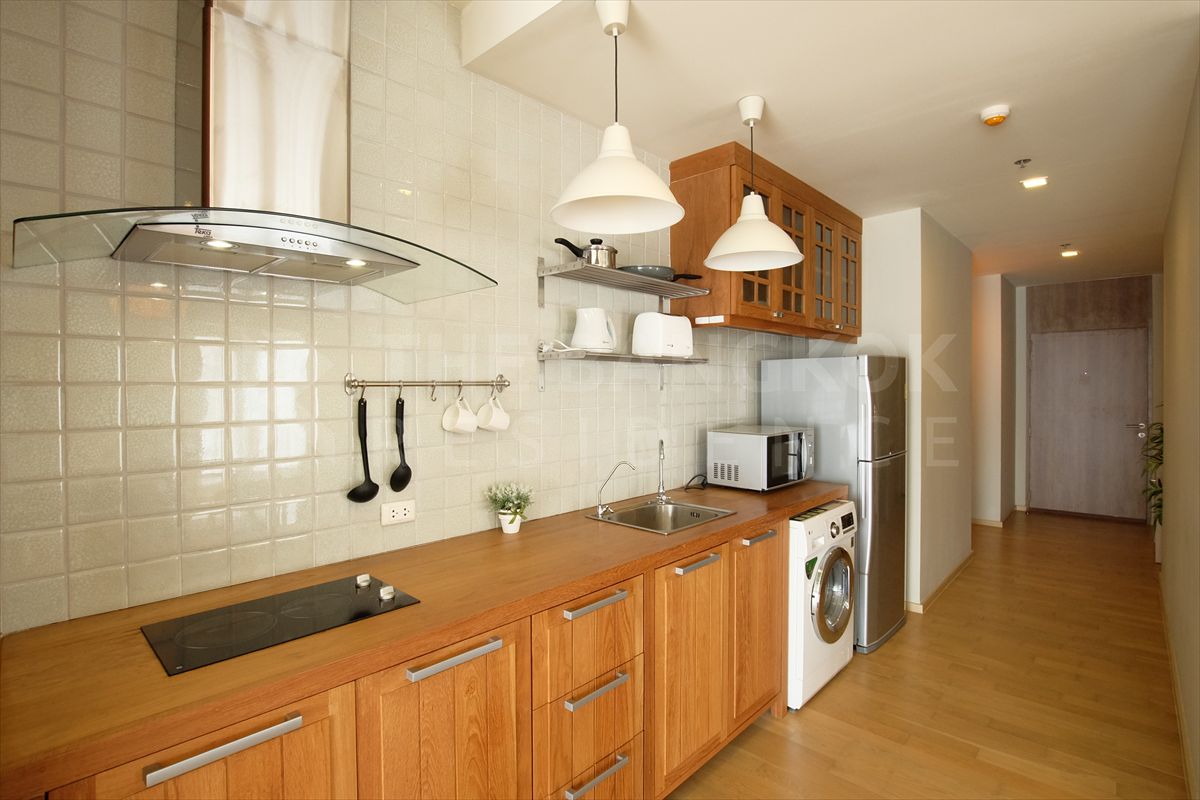 For SaleCondoSukhumvit, Asoke, Thonglor : 🔥 Rare Unit! Extra-Large Condo at Noble Reveal near BTS Thonglo